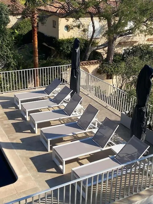 Cap D Antibes Villa Contemporaine Pied Dans L Eau 0*,